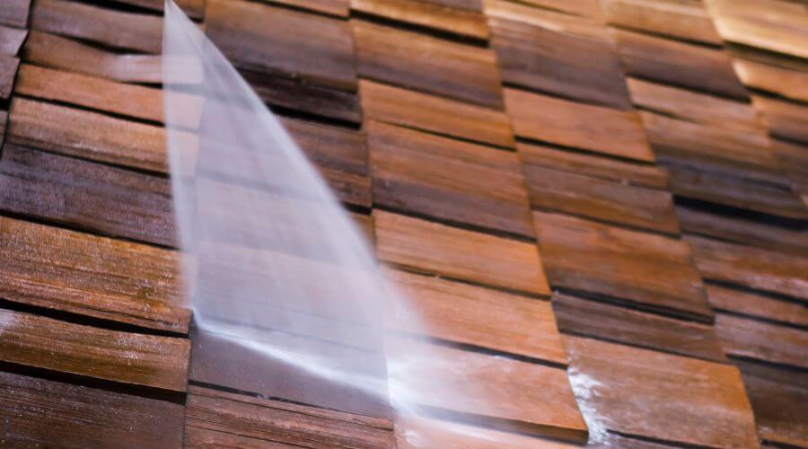 Professional gutter cleaning in Chualar, CA